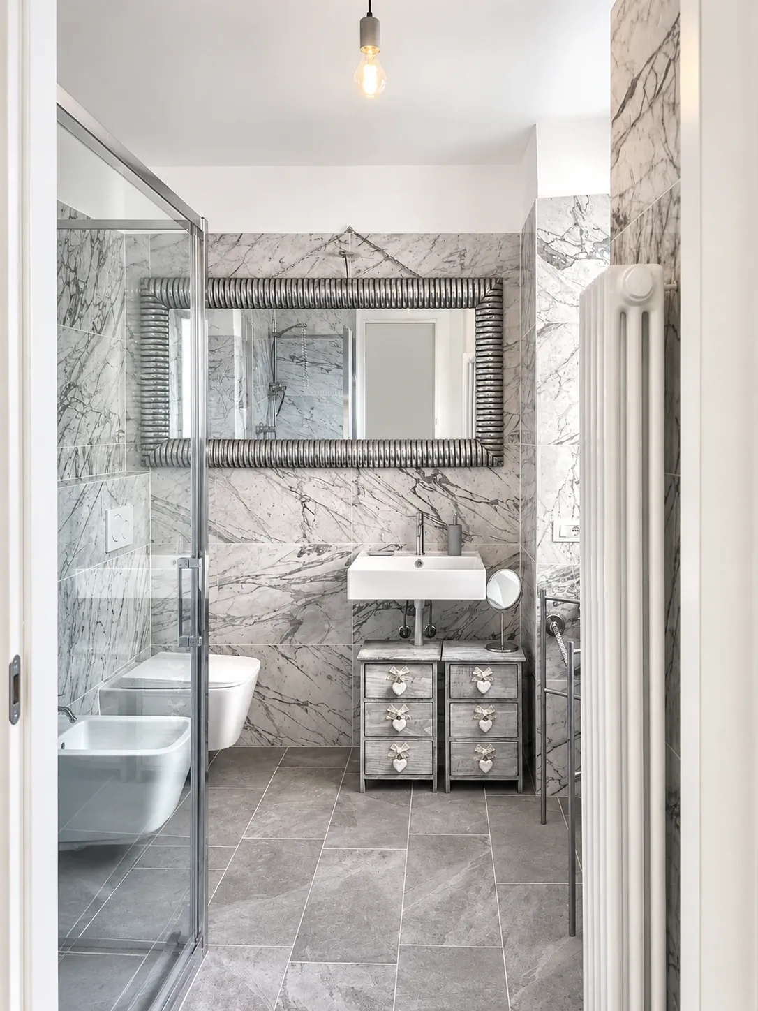 Bagno in marmo di Ca del Lac a Porto Valtravaglia